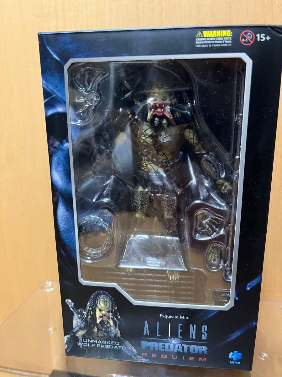 Amazon | ハイヤトイズ プレデター ウルフ ザ クリーナー フィギュア